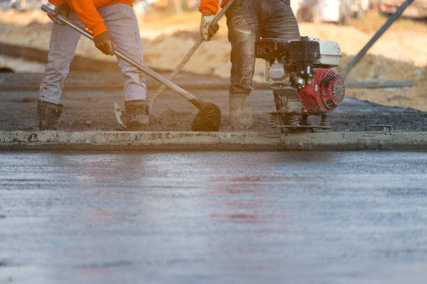 Best Concrete Sidewalk Installation in La Nte, MO